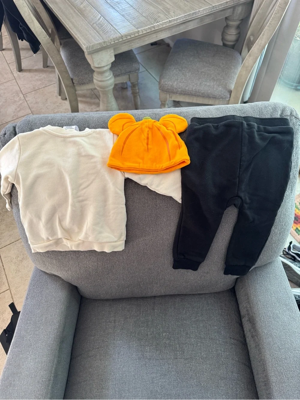 Disney Baby Cream Sweatshirt with Orange Pumpkin Graphic